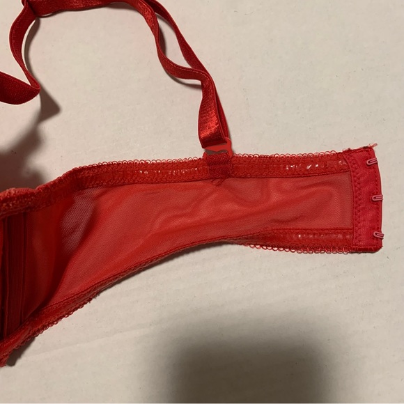 Victoria's Secret Vintage Red Lace Padded Bra Size 38B - Picture 6 of 9
